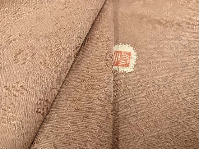 平和屋着物●人間国宝 森口華弘愛弟子　薪糊作家　坂井修　色無地　花唐草地紋　肉色　三越扱い　正絹　逸品　AABA2686ph