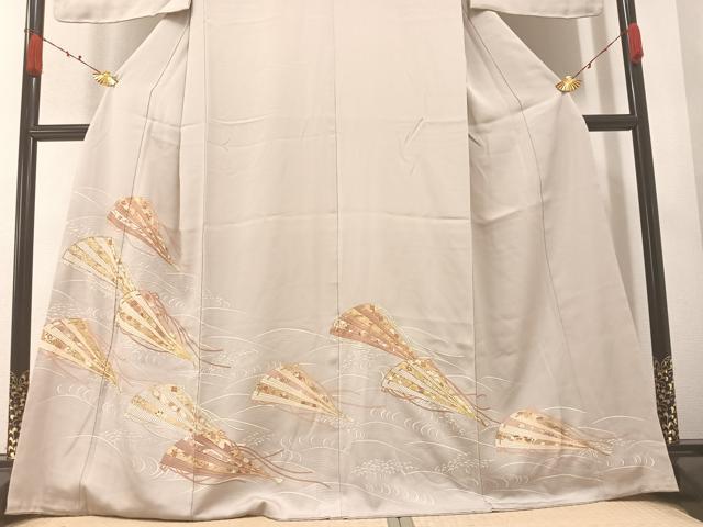 伝統的な日本の色打掛　豪華刺繍 最高級古典柄振袖 関芳/最高級金彩刺繍友禅 白/黄緑/くすみ色 牡丹柄