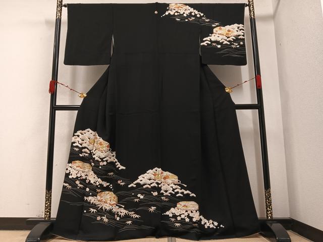 平和屋着物●銀座きしや　訪問着　松竹梅文箱文　黒地　金彩　正絹　逸品　AABA4288ph