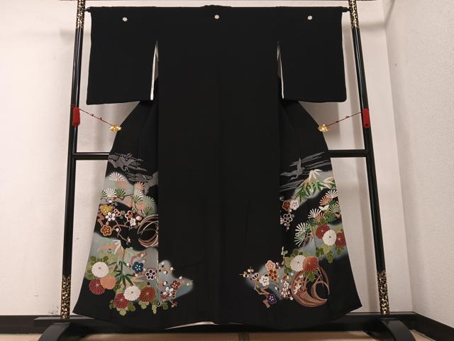 平和屋着物●豪華黒留袖　飛鶴草花文　暈し染め　正絹　逸品　AABA4293ph