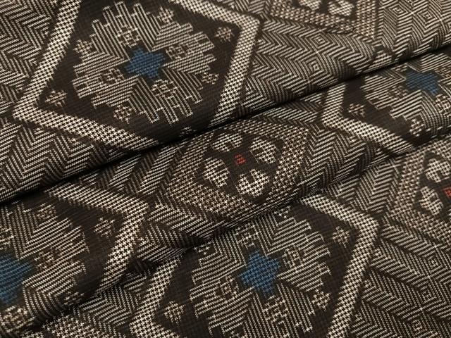 平和屋着物●本場大島紬　龍郷絣　正絹　逸品　AABA4326ph