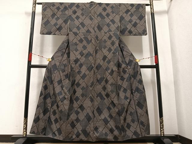 平和屋着物○本場大島紬 一元7マルキ 菱文 正絹 逸品 AABA4349ph 