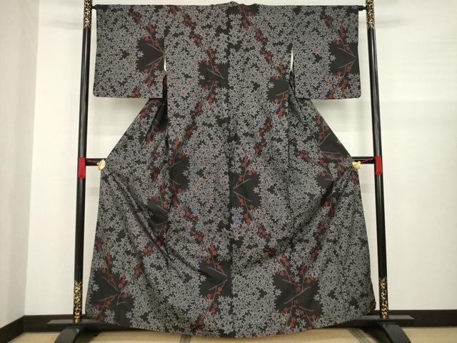 平和屋着物○本場大島紬 カタス9マルキ 枝梅 楓 黒地 正絹 逸品 AABA4864ck