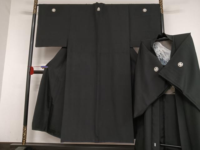 平和屋着物●男性　黒紋付・羽織セット　正絹　逸品　AABA5046np