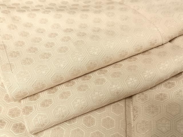 平和屋着物●上質な色無地　花亀甲　薄卵色　正絹　逸品　未使用　AABA5068np