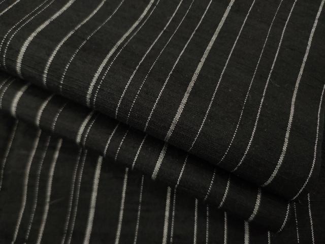 平和屋着物●上質な紬　縞　黒地　正絹　逸品　AABA6665ck