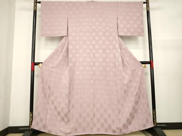 平和屋着物●上質な色無地　花つなぎ地紋　薄柿色　正絹　逸品　AABA6699ck 平和屋着物○上質な色無地 花つなぎ地紋 薄柿色 正絹 逸品 AABA6699ck