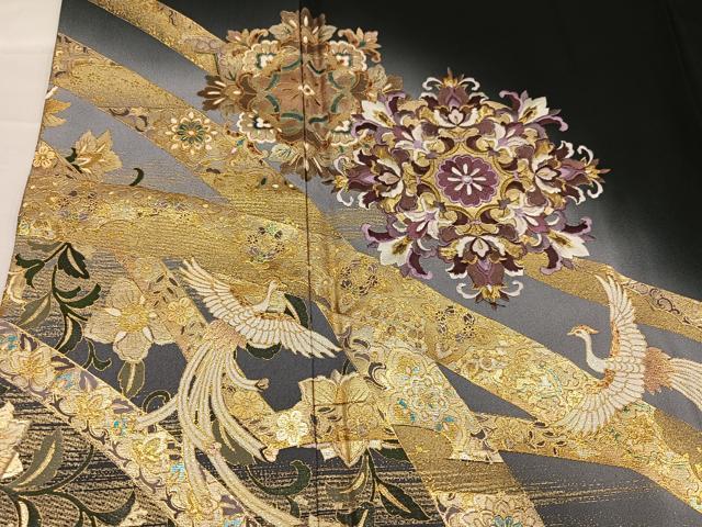 平和屋着物○豪華黒留袖 作家物 刺繍 飛鳥花唐草文 暈し