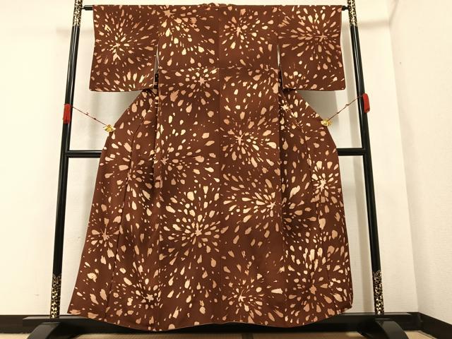 平和屋着物●上質な小紋　ろうけつ染め　舞花文　正絹　逸品　AABA7835ph