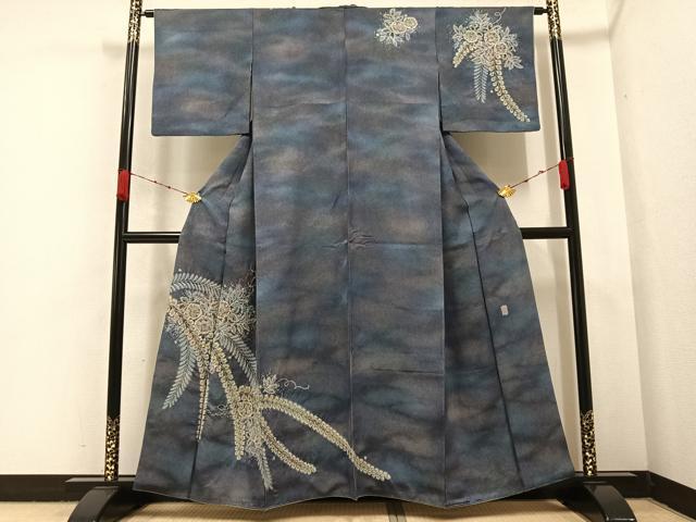 平和屋着物●越後十日町の一流染匠　桐屋・翠山工房　訪問着　絞り　辻が花　暈し染め　金彩　銀通し地　正絹　逸品　AABA7846ph