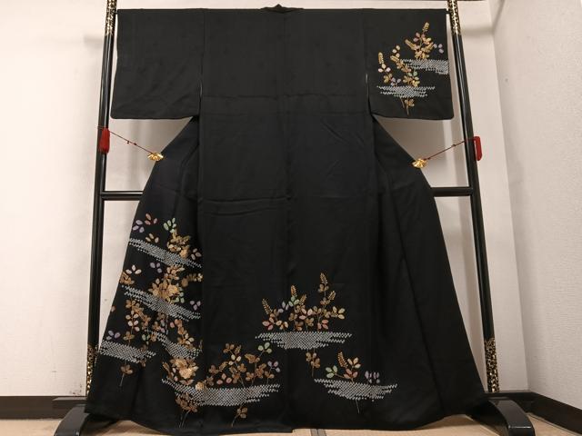 平和屋着物●訪問着　絞り　草花文　黒地　金銀彩　正絹　逸品　AABA8175ph