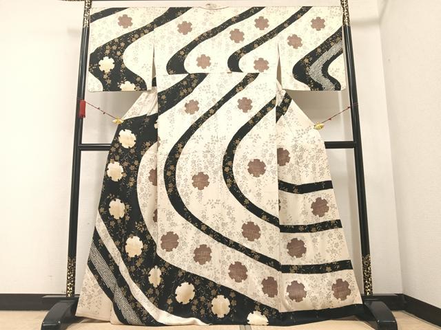 平和屋着物●訪問着　絞り　雪輪枝垂れ桜文　金彩　正絹　逸品　AABA8229ph