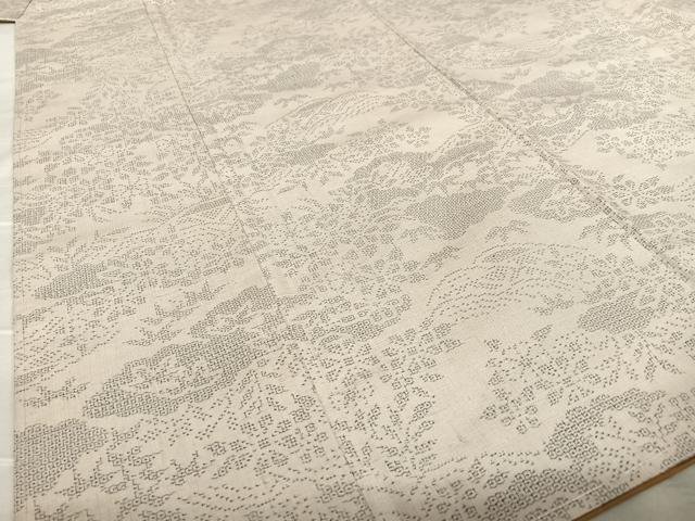 平和屋着物○結城紬 飛び亀甲柄 雲重ね草花文 正絹 逸品 未使用