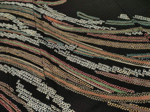 平和屋着物○訪問着 絞り 蔓帯文 黒地 金彩 正絹 逸品 AABA9456ck 平和