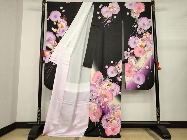 平和屋着物●豪華振袖　舞花丸文　暈し染め　黒地　金通し地　正絹　逸品　AABA9796ck 平和屋着物○豪華振袖 舞花丸文 暈し染め 黒地 金通し地 正絹