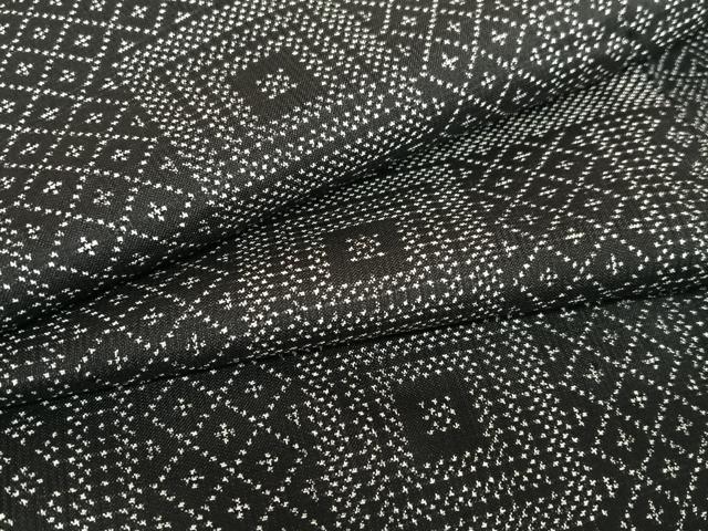 平和屋着物●本場大島紬　一元7マルキ　色紙重ね文　黒地　正絹　逸品　AABB0353zg