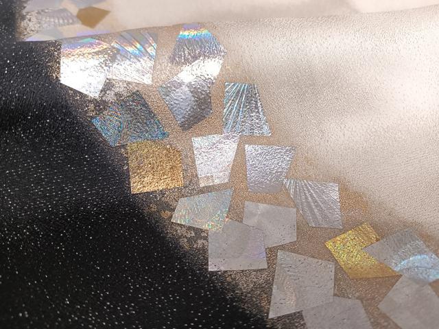 平和屋着物●金彩友禅作家　金彩の魔術師　堀省平　金煌織　振袖　箔散らし　金銀彩　銀通し地　正絹　逸品　AABB1335np 平和屋着物○金彩友禅作家 金彩の魔術師 堀省平 金煌織 振袖 箔散らし