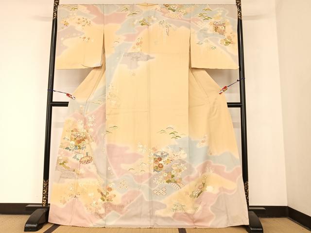 平和屋着物●創業460年・千總　訪問着　駒刺繍　貝桶草花文　暈し染め　金彩　丹後ちりめん　金彩　正絹　逸品　未使用　AABB1397np