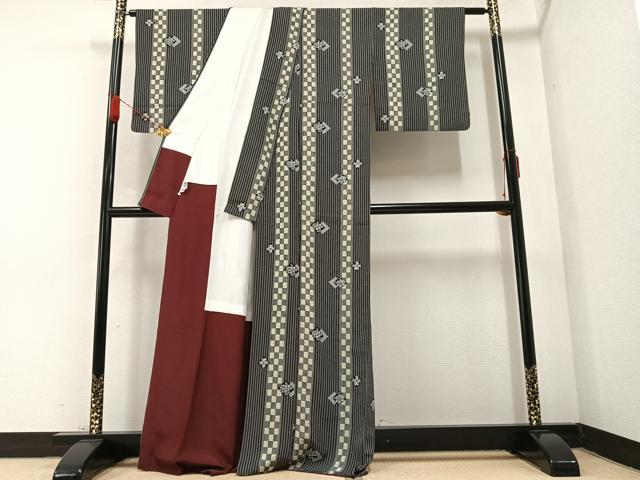 平和屋着物○上質な小紋 花間道 黒地 正絹 逸品 AABB1446ph