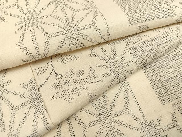 平和屋着物●本場結城紬　重要無形文化財　麻の葉更紗文　正絹　逸品　AABB1469ph