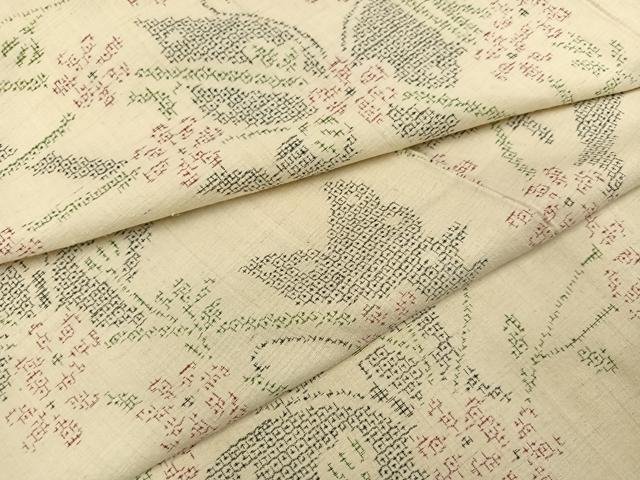 平和屋着物●本場結城紬　重要無形文化財　100亀甲　花蝶文　正絹　逸品　AABB1515ph