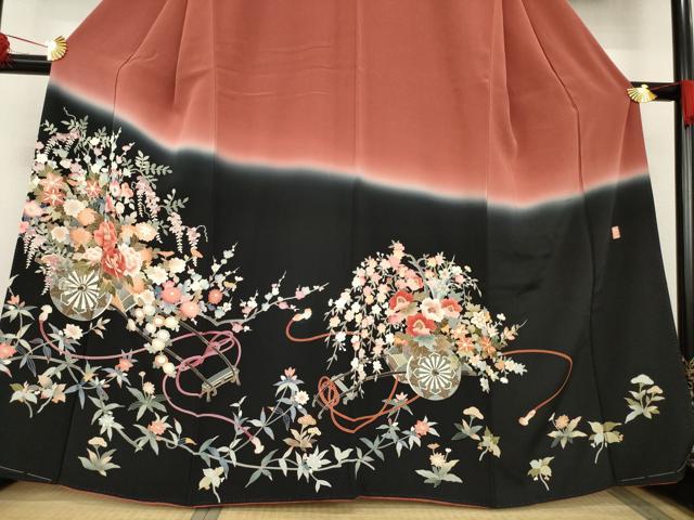 平和屋着物●訪問着　友禅　作家物　花車文　暈し染め　黒地　正絹　逸品　AABB1983ck 平和屋着物○訪問着 友禅 作家物 花車文 暈し染め 黒地 正絹