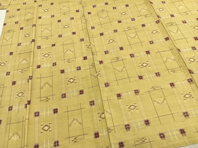 平和屋着物▽上質な紬　単衣　琉球絣　正絹　逸品　AAAV2725fy 平和屋着物▽上質な紬 単衣 琉球絣 正絹 逸品 AABB2129fyの通販はau