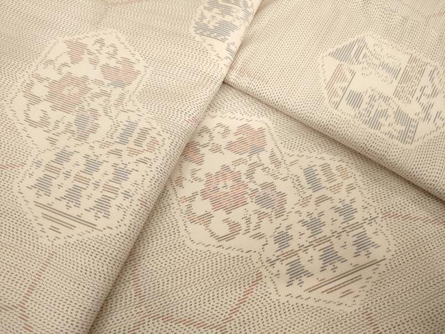 平和屋着物●本場大島紬　白大島　亀甲花文　正絹　逸品　AABB3188ck