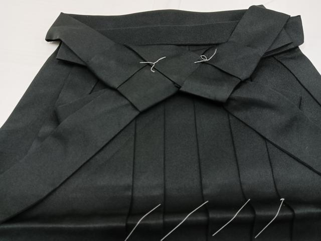 平和屋着物○行灯袴 刺繍 舞花文 黒地 金糸 洗える着物 未使用 AABB3610ph