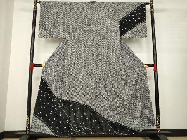 着物 付下げ 付け下げ 汕頭刺繍 スワトウ 新古品 宝相華 鳳凰 MI34 平和