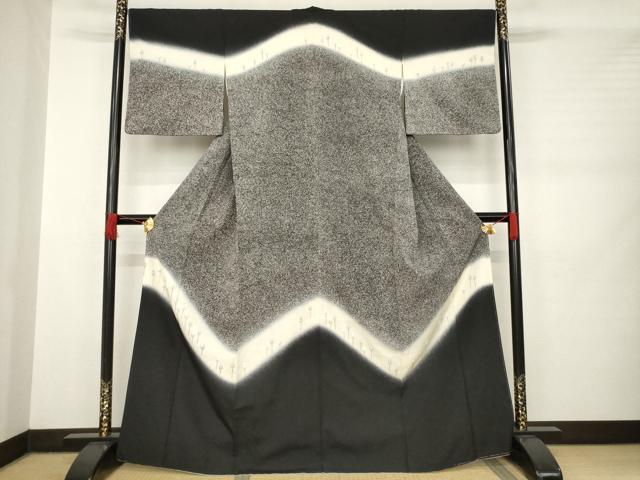 平和屋着物●訪問着　樹林文　暈し染め　黒地　正絹　逸品　AABB4463ck