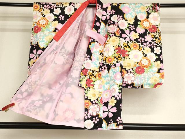 平和屋着物[]七五三　女の子　３歳　祝着　三つ身　長襦袢(単衣)・被布・小物セット　花尽くし文　黒地　金彩　未使用　AABB5782ja_1