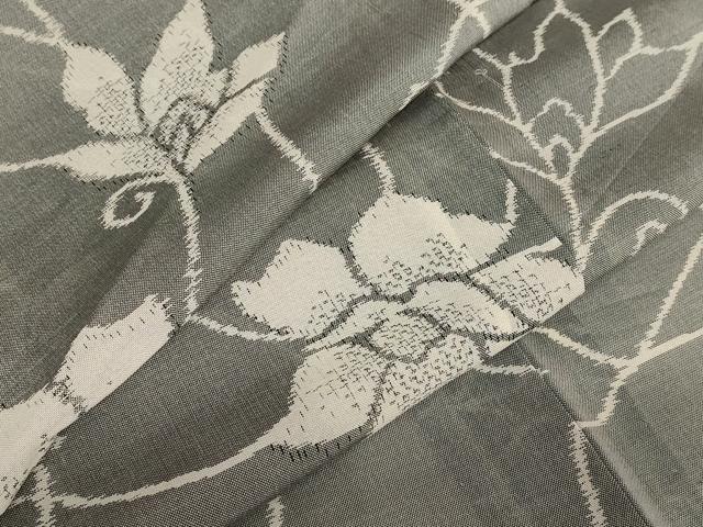 平和屋着物＊夏物　紗紬　草花文　正絹　逸品　AABB5853st