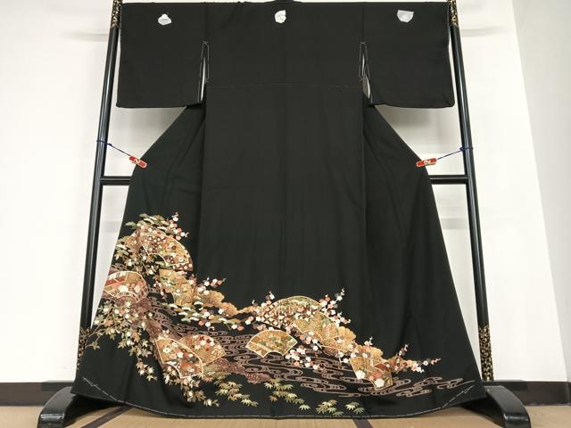 平和屋着物●豪華黒留袖　刺繍　地紙重ね梅松文　金彩　やまと誂製　正絹　逸品　未使用　AABB6400zg