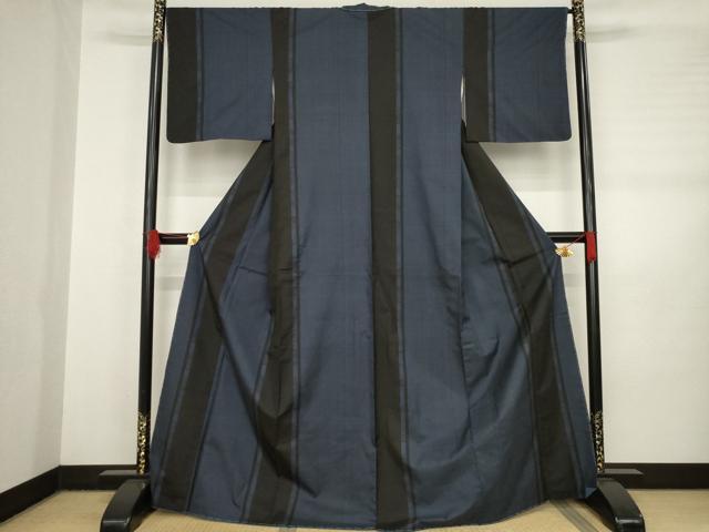 平和屋着物●本場大島紬　一元7マルキ　間道　西武百貨店扱い　正絹　逸品　未使用　AABB7335ck