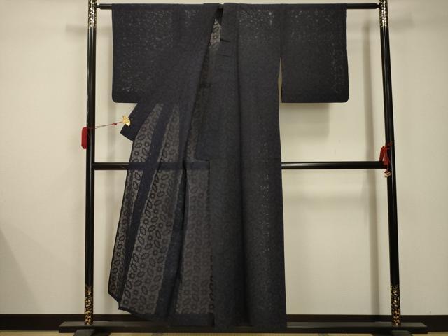 平和屋着物＊夏物　色無地　紗　舞花文　濃藍色　正絹　逸品　AABB8779sx_2