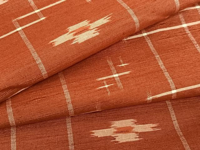 平和屋着物●本場琉球絣　紬　幾何学花文　正絹　逸品　未使用　AABC0084zg