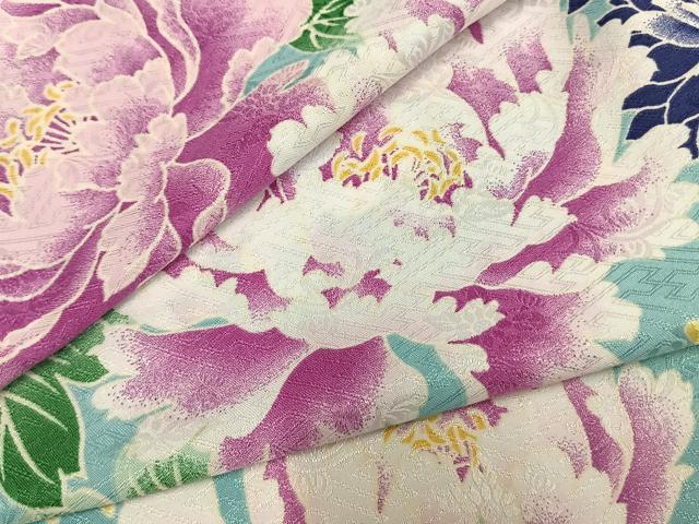 平和屋着物▽リョウコキクチ　Ryoko Kikuchi　小紋　単衣　草花文　洗える着物　AABC0281fy