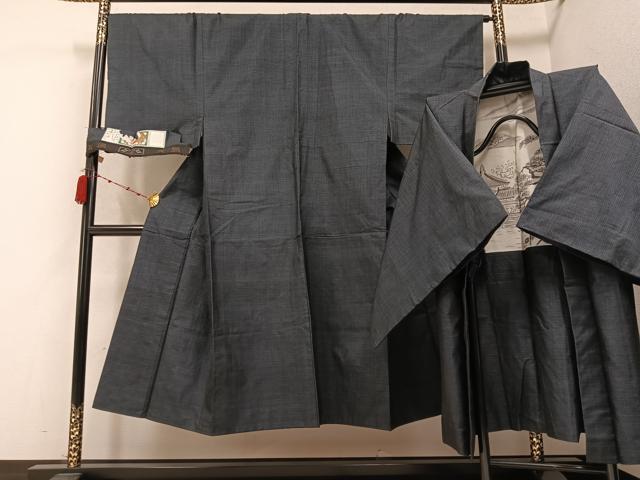 平和屋着物●男性　本場大島紬　アンサンブル　100亀甲　総詰め　日高一夫作　証紙付き　正絹　逸品　AABC0639ph