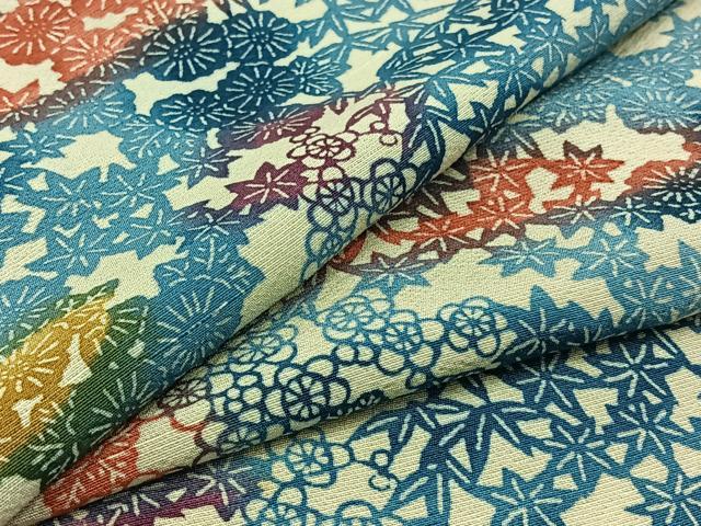 平和屋着物▽上質な紬　単衣　型染め　草花文　正絹　逸品　AABC0717jh