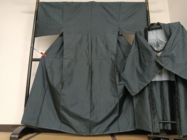 平和屋着物●男性　本場村山大島紬　アンサンブル　亀甲絣　正絹　逸品　未使用　AABC5076zg