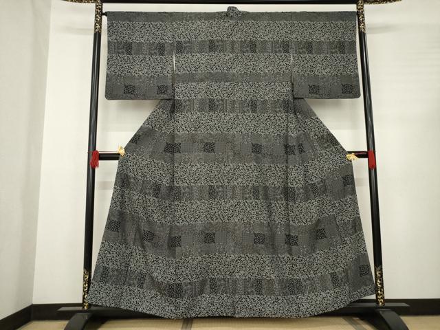 平和屋着物●お召　横段文　黒地　正絹　逸品　AABC5641ck 平和屋着物○お召 横段文 黒地 正絹 逸品 AABC5641ck