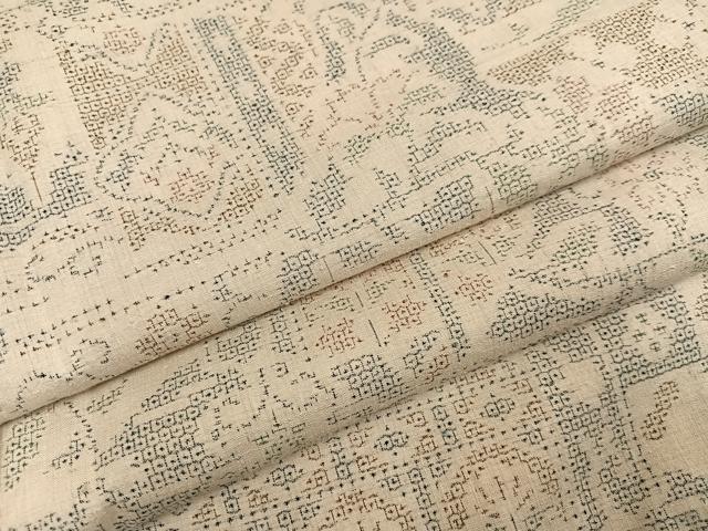 平和屋着物●本場結城紬　重要無形文化財　100亀甲　草花文　正絹　逸品　AABC6015ph