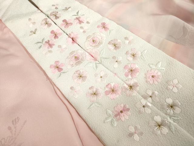 平和屋着物●染色家 岩浅公展　長襦袢　無双仕立て　舞花地紋　暈し染め　半衿刺繍　正絹　逸品　AABC6086ck 平和屋着物○染色家 岩浅公展 長襦袢 無双仕立て 舞花地紋 暈し