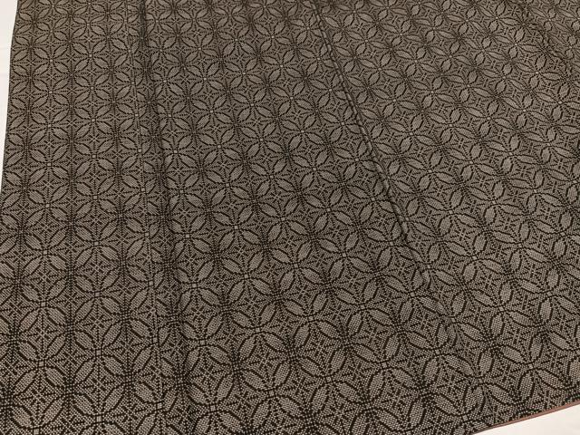 平和屋着物○本場大島紬 カタス7マルキ 七宝文 正絹 逸品 AABC6807ph