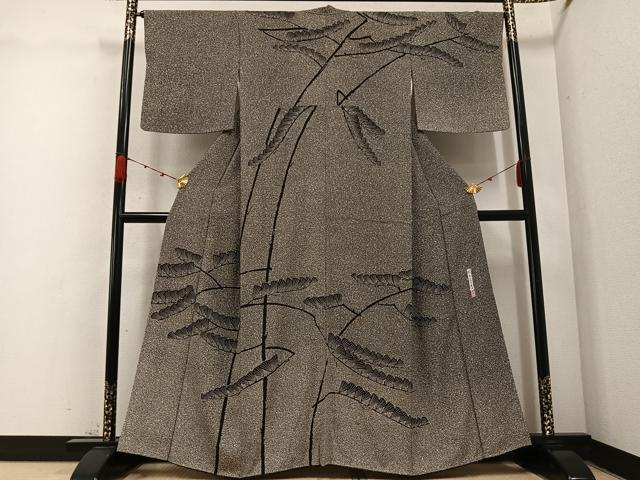 平和屋着物●二代目 川村久太郎　訪問着　松　たたき染め　黒地　正絹　逸品　AABC6833ph