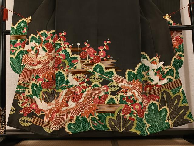 平和屋着物○アンティーク 大正ロマン 振袖 松竹梅群れ鶴文 黒地 金彩