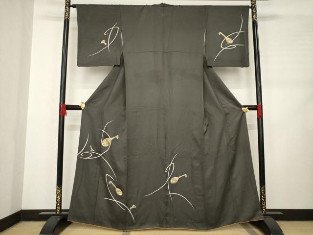 平和屋着物●訪問着　駒刺繍　楽器花文　琵琶　金彩　鈴乃屋扱い　正絹　逸品　AABC9228ck