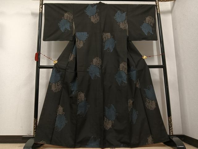 平和屋着物●本場大島紬　一元7マルキ　地空き　舞蝶文　正絹　逸品　AABC9303ph