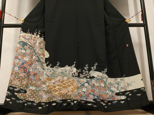 平和屋着物○本加賀友禅作家 百貫華峰 黒留袖 草花文